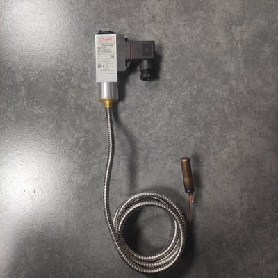 Ανυψώστε τις λειτουργίες σας με το Danfoss 061B810466 υδραυλικό μοχλό ελέγχου joystick για βιομηχανικές και κινητές εφαρμογές
