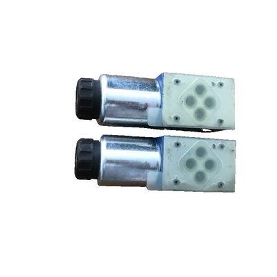 Rexroth 4WE6D62 EG220N9K4 V Hydraulic Valve Long Life New Original