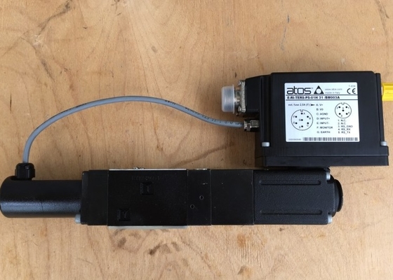 Le contrôle de précision de la valve proportionnelle Atos 350 bar RZGO-TERS-PS-033-100-54 noir