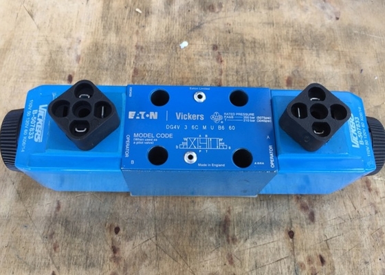 Cast Iron Blue Vickers Proportional Valve Good Adaptability  DG4V-3-6C-M-U-B6-60
