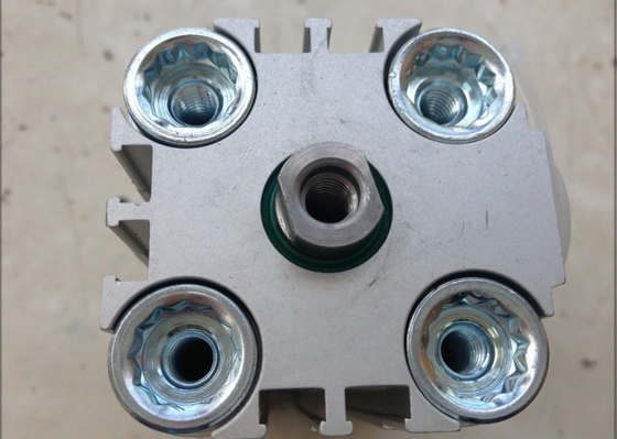 Festo Cylinder ADVU-32-40-P-A Silver -20°C To 80°C Elastic Cushioning Low Maintenance Costs Precise Position Detection