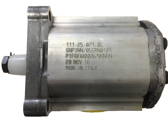 Danfoss Gear Pump 111.25.071.0C SNP3NN055RN01BAP1F6F6NNNNNNNNN Low Noise Compact Design Silver Diverse Configurations